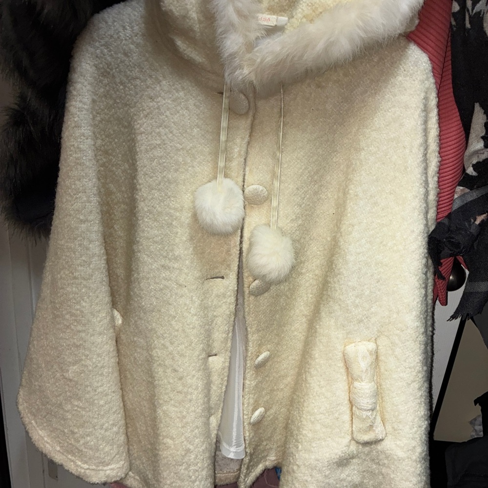 LIZ LISA Cream Hooded Cape with Pom Poms - Picture 6 of 6